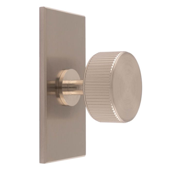 Lined Radio Knob -CB- Satin Nickel