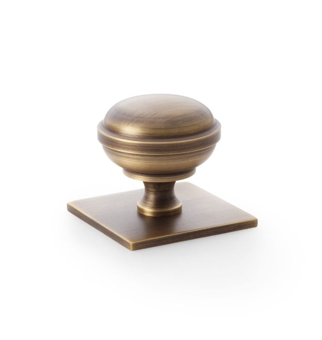 Colonial style Knob -A&W(Quantock) - Antique Brass