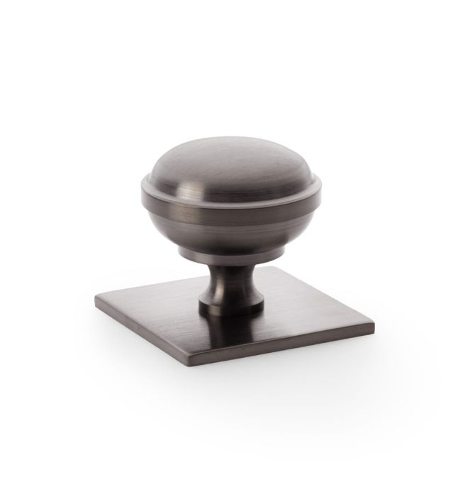 Colonial style Knob -A&W(Quantock) - Dark Bronze
