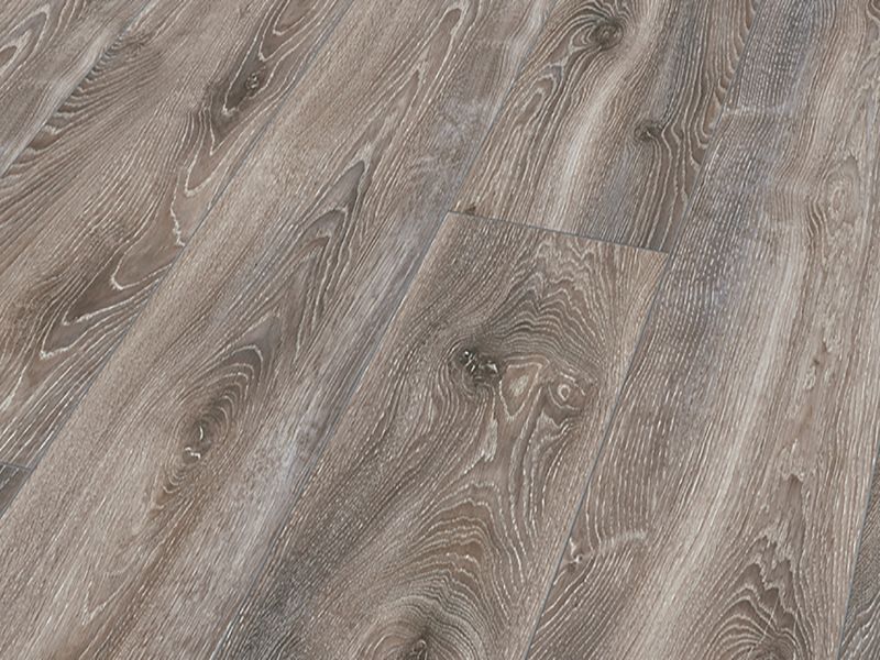 10mm x 244mm x 1845mm MAMMUT PLUS WIDE LONG PLANK HIGHLAND OAK TITAN LAMINATE FLOORING AC5