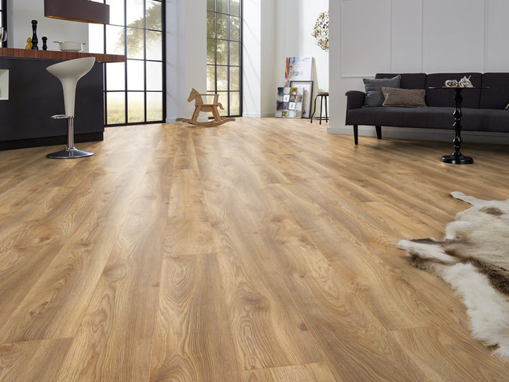 10mm x 244mm x 1845mm MAMMUT PLUS WIDE LONG PLANK MACRO OAK NATURE LAMINATE FLOORING AC5