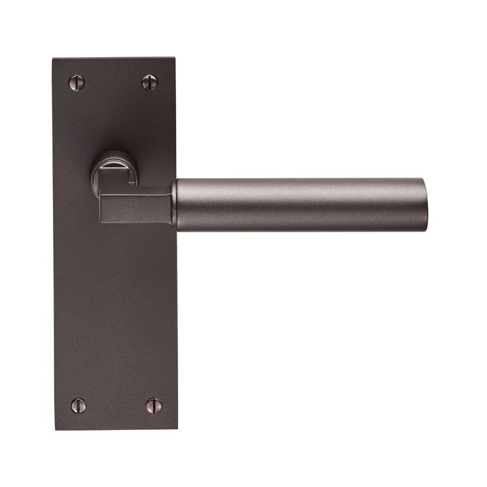 Amiata 'Lever on Backplate' Range